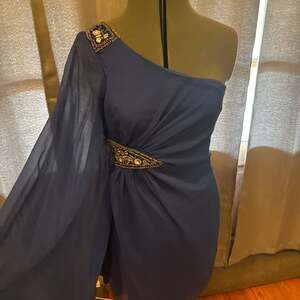 Stunning Blue One-Shoulder Dress with Embellished Detailing size 7